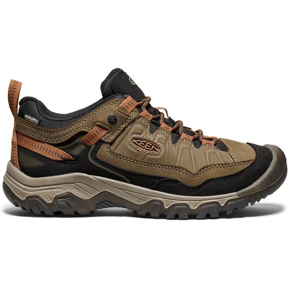 Athletic_Shoes